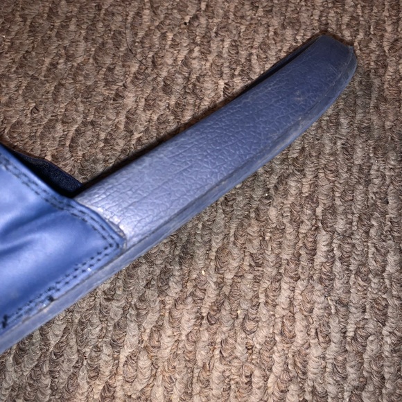 Size 10 Blue and White Striped Slides - Picture 6 of 10